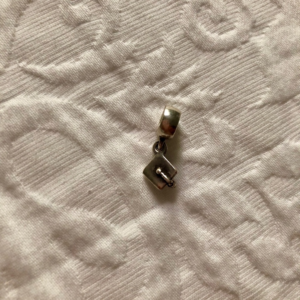 Graduation cap pandora charm!